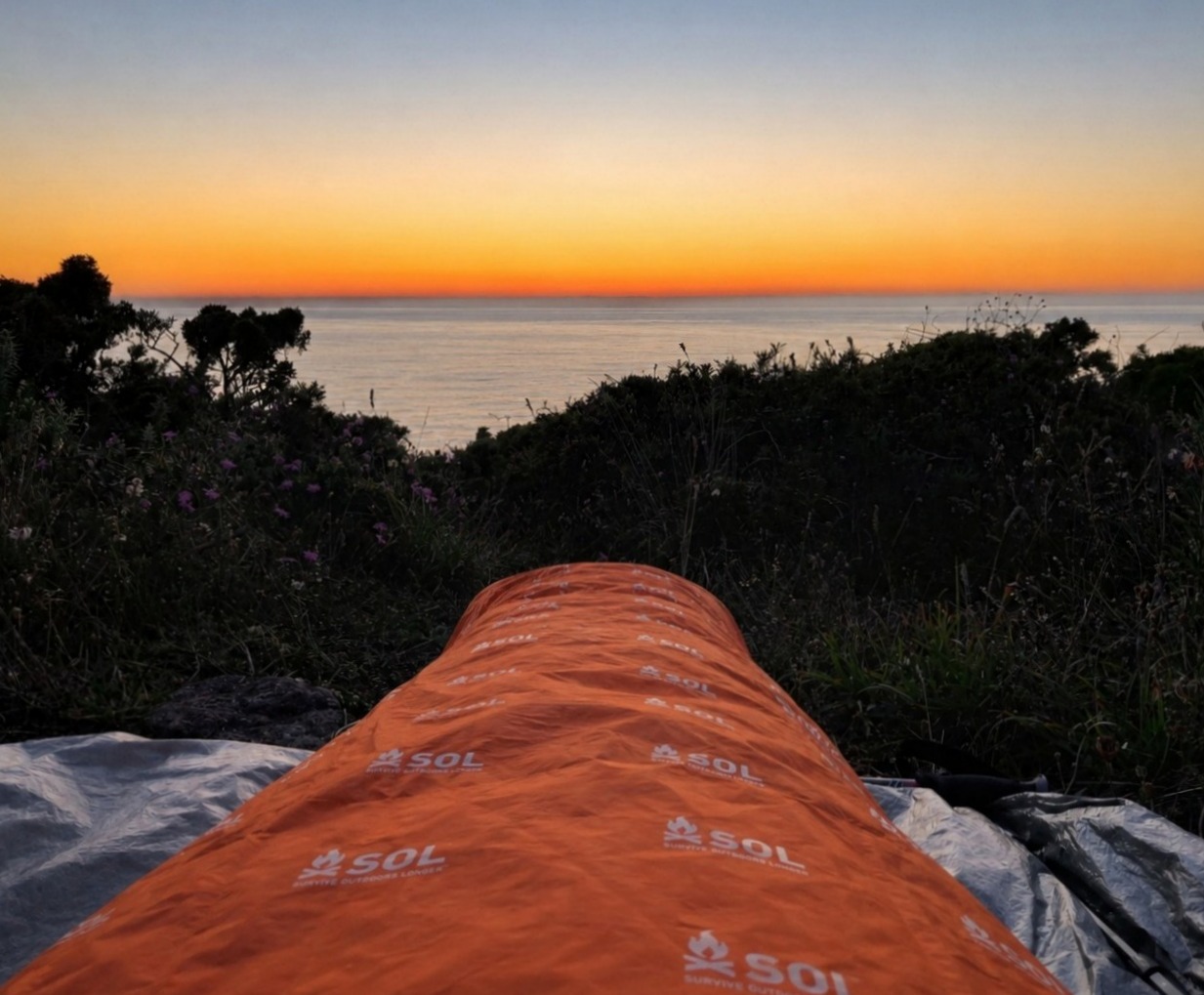 Bivouac under the stars with the SOL escape lite bivvy